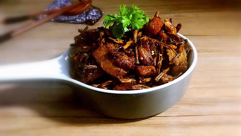 香辣笋干烧肉