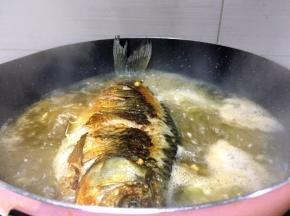 大火煮开后转小火