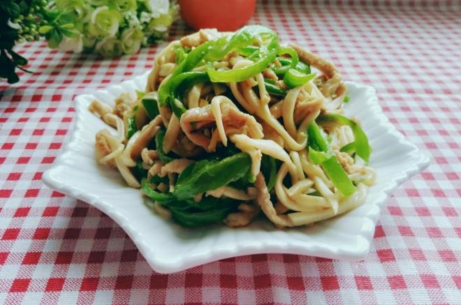 杏鲍菇青椒炒肉丝