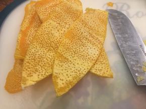 刮到这个程度就差不多了，尽量刮干净，否则会苦