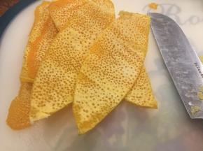 刮到这个程度就差不多了，尽量刮干净，否则会苦