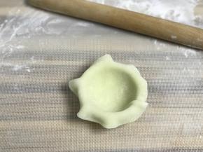 放入一个小圆碗中，法焙客有卖