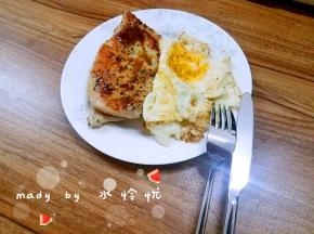 非常简单，在家就可以做到好吃的鸡排哟。
