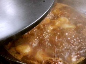 转小火慢炖1小时