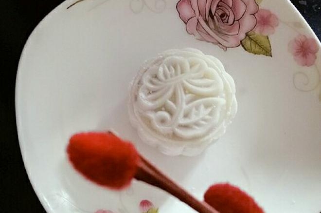 蔓越莓冰皮月饼