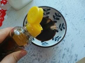 香油，拌匀