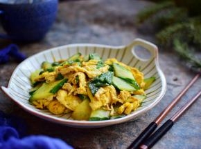 黄瓜炒鸡蛋就做好了