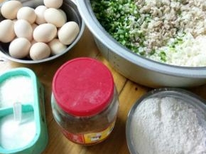 材料都码布好就能调味，这一步漏拍了