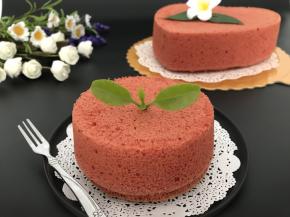 出炉后，再垂直震2下，然后倒扣晾凉，脱模就可以了！