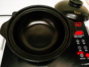 准备好一口干烧锅