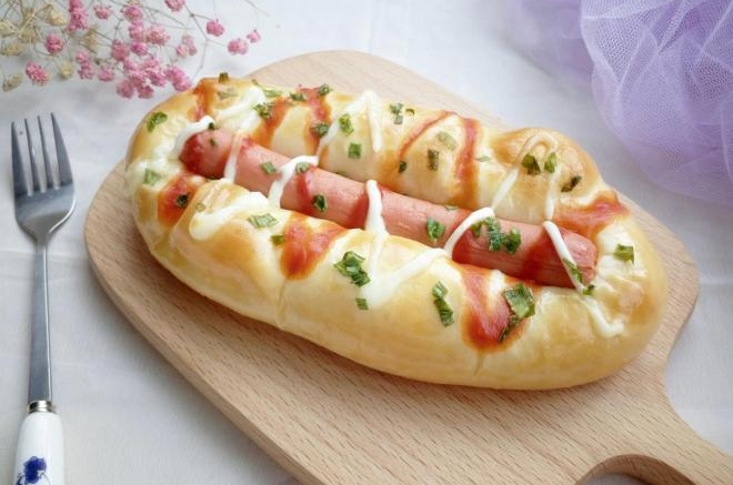 火腿肠香葱面包