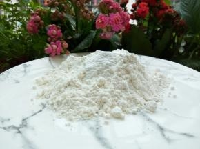 低筋面粉和泡打粉混合