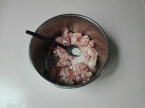 放两勺玉米淀粉