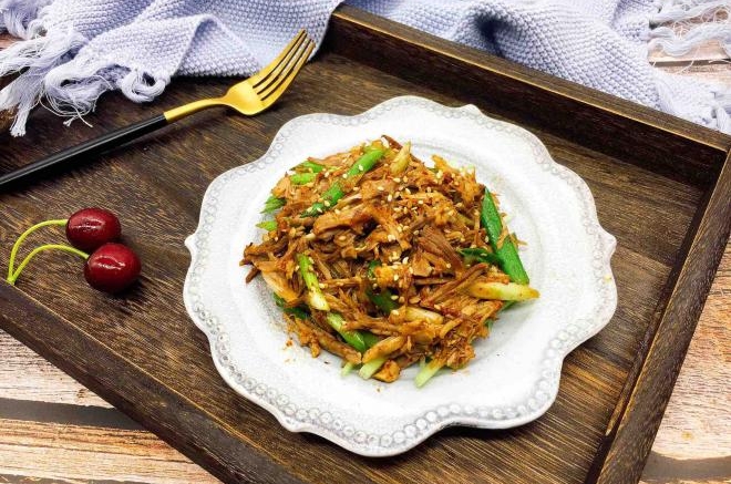 凉拌麻辣拆骨肉