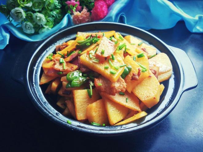 香辣干锅土豆片