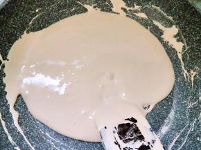 搅拌至黄油和棉花糖完全混合均匀。