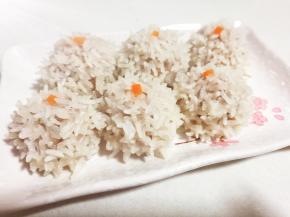 装盘，圆圆的丸子，满满的爱，这就是家的味道。。