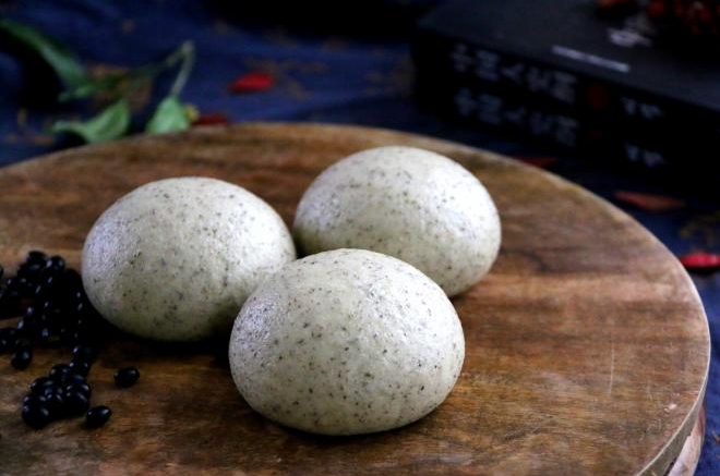 黑豆馒头