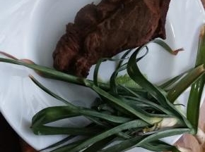 牛肉是自己在家煮的