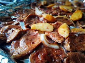 摆放入烤盘 180℃烤制五六分钟