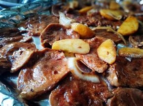 摆放入烤盘 180℃烤制五六分钟