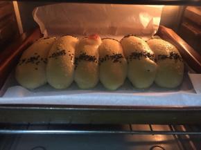 烤箱预热170度，烤15分钟左右