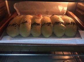 烤箱预热170度，烤15分钟左右
