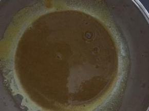 加热水调成糊状