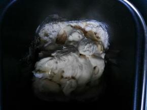 将中种面团与主面团