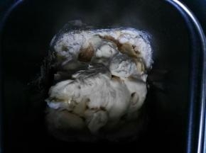 将中种面团与主面团