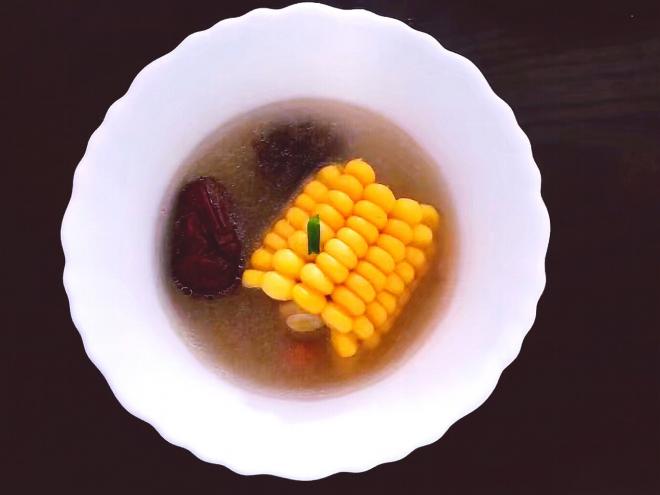 瘦肉红枣玉米汤暖冬系列