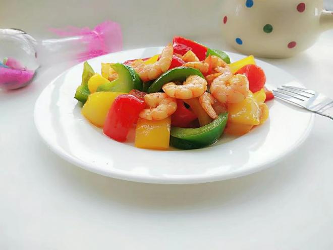 彩椒炒虾仁