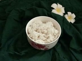 准备好剩米饭