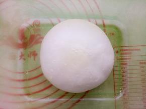 放保鲜盒里，26度左右进行一发。