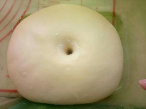 发至2倍大。用手指扎个眼，不回缩，不塌陷就可以了。