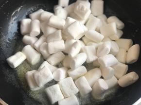 加入棉花糖