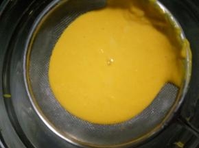 混合均匀后过筛，记住，一定要过筛