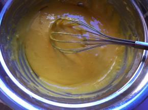 搅拌至无颗粒状态，应快速