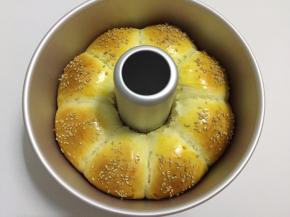 出炉，从膜具中拿出冷却