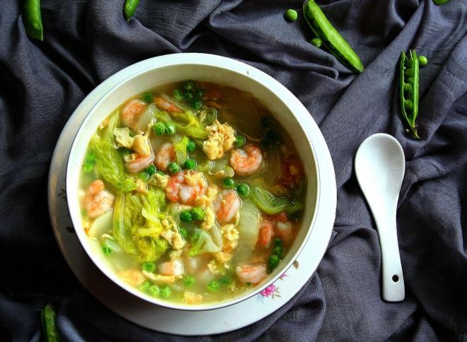 豌豆虾仁烩白菜