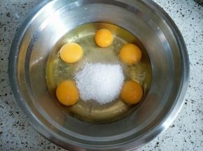 加入白砂糖