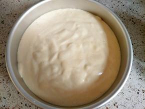 抹平，轻轻震一下去气泡