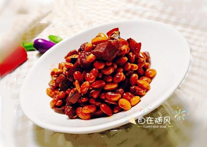 黄豆焖猪肉