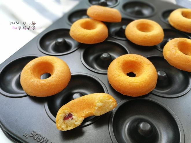 海绵甜甜圈蛋糕