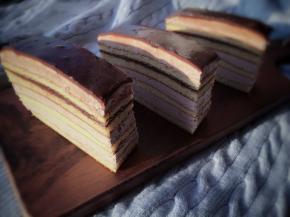 早起切的蛋糕。