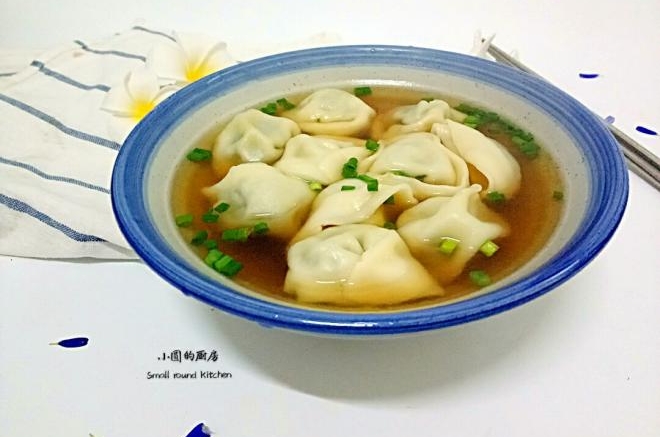 元宝水饺(荠菜猪肉馅)