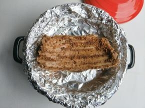 放入腌制好的羊排
