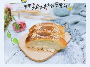 戴上隔热手套取出。