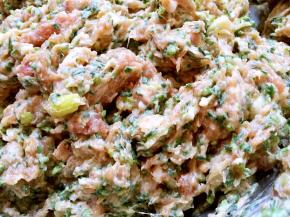 加入其他调料搅拌均匀备用