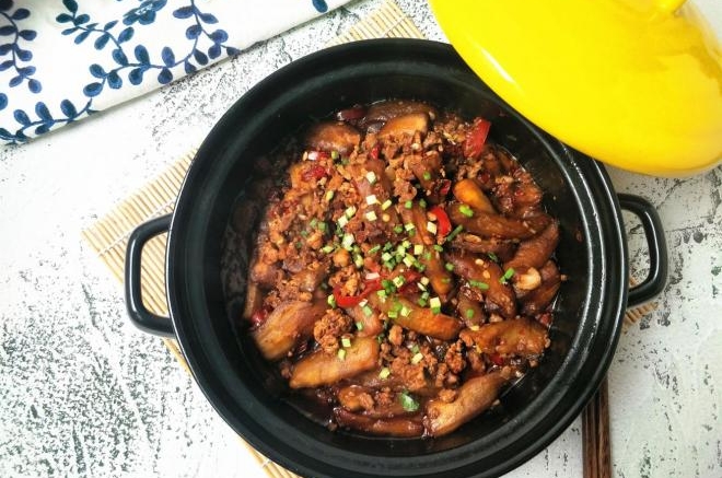 鱼香茄子煲